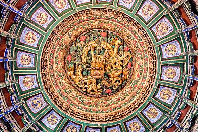 策略RPG《战锤40K：混沌之门》公布玩法演示宣传片 